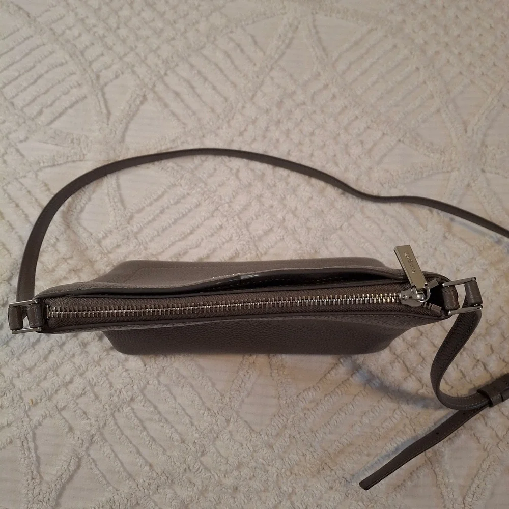 Kate Spade Small Crossbody Bag Grey Pebbled Leather S338 Adjustable Strap